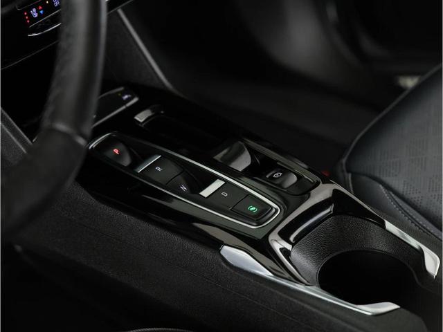 Photo of 2022 Gray Ghost Metallic Chevrolet Bolt EUV