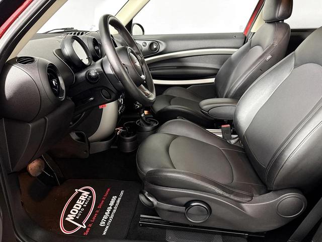 Photo of 2015 Blazing Red MINI Paceman