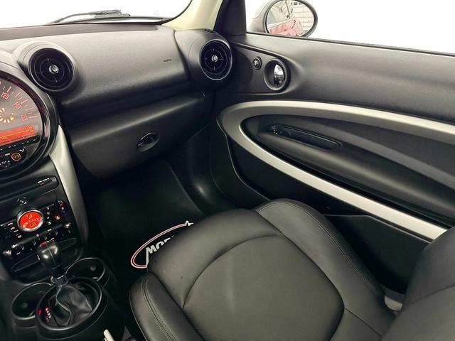Photo of 2015 Blazing Red MINI Paceman