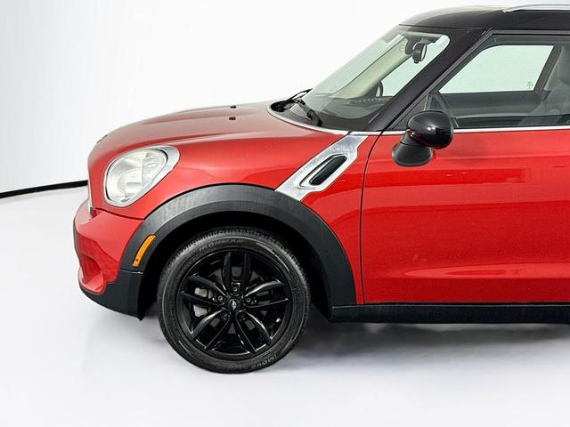 Photo of 2015 Blazing Red MINI Paceman