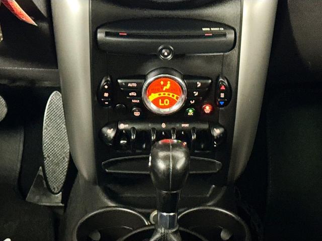 Photo of 2015 Blazing Red MINI Paceman