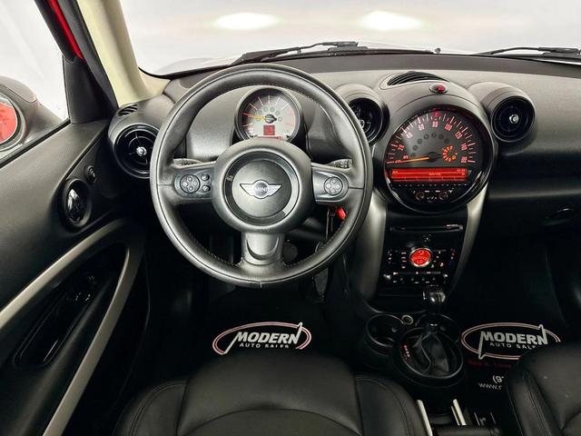 Photo of 2015 Blazing Red MINI Paceman