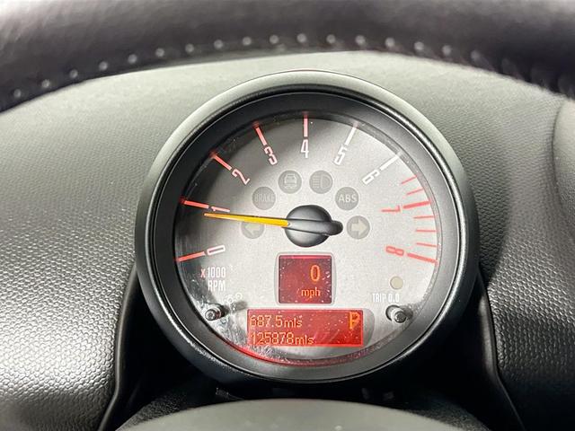 Photo of 2015 Blazing Red MINI Paceman