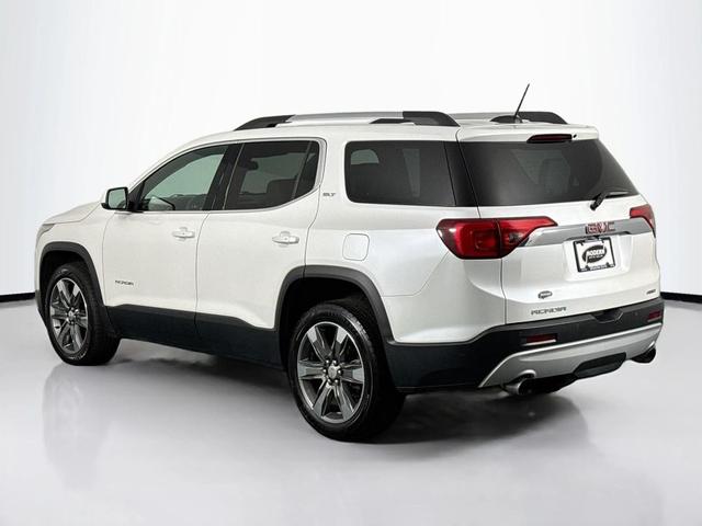 Photo of 2017 White Frost Tricoat GMC Acadia