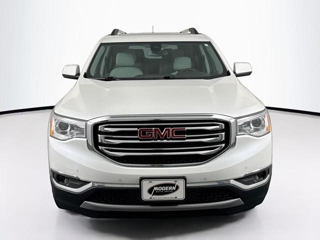 Photo of 2017 White Frost Tricoat GMC Acadia