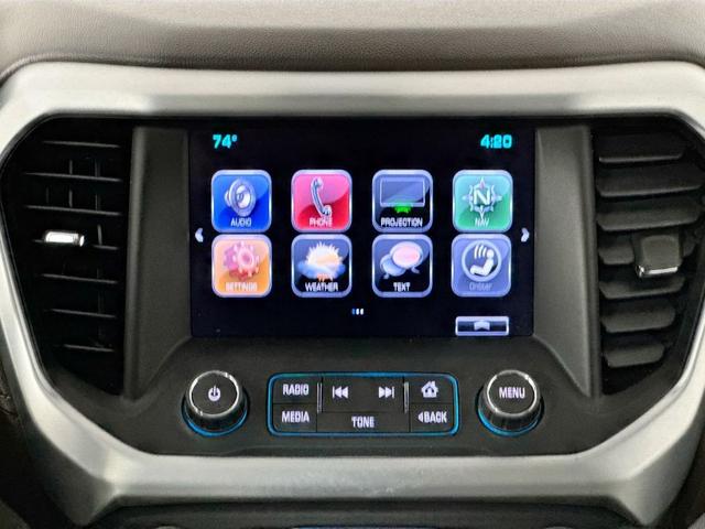 Photo of 2017 White Frost Tricoat GMC Acadia