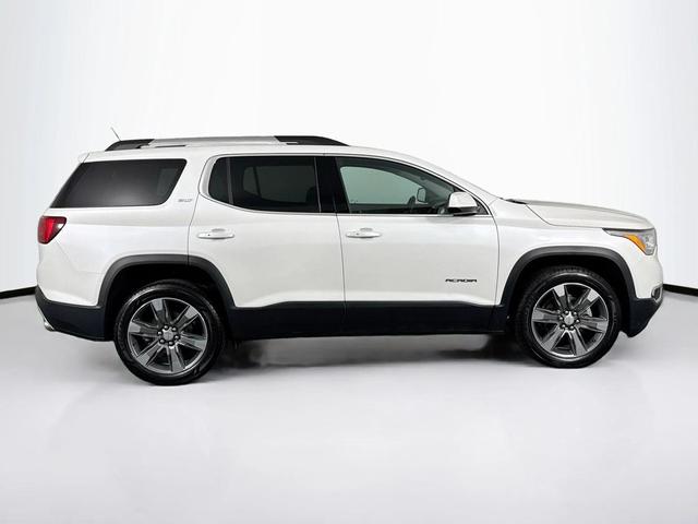 Photo of 2017 White Frost Tricoat GMC Acadia