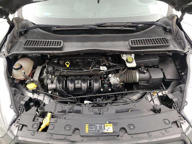 Photo of 2019 Gray Ford Escape