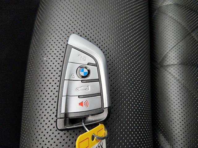 Photo of 2023 Black BMW X5