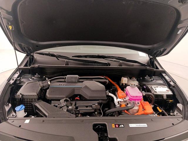Photo of 2024 Gray Kia Sportage Hybrid