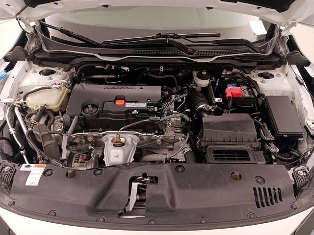 Photo of 2021 White Honda Civic