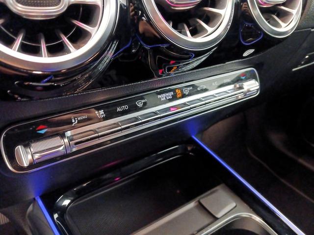 Photo of 2021 Black Mercedes-Benz GLA 250