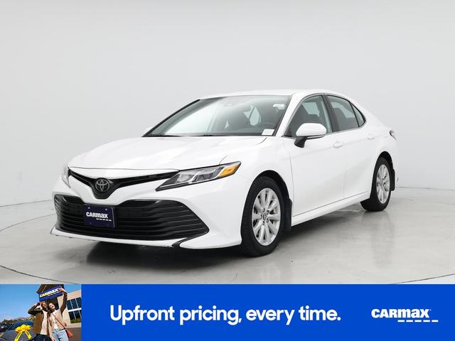 Photo of 2020 White Toyota Camry