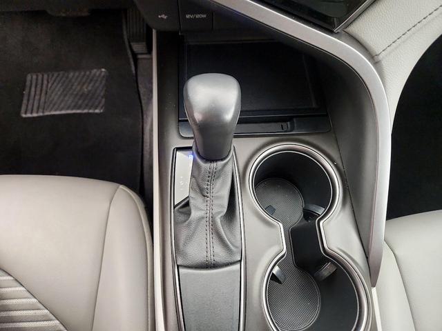 Photo of 2021 Silver Toyota Camry