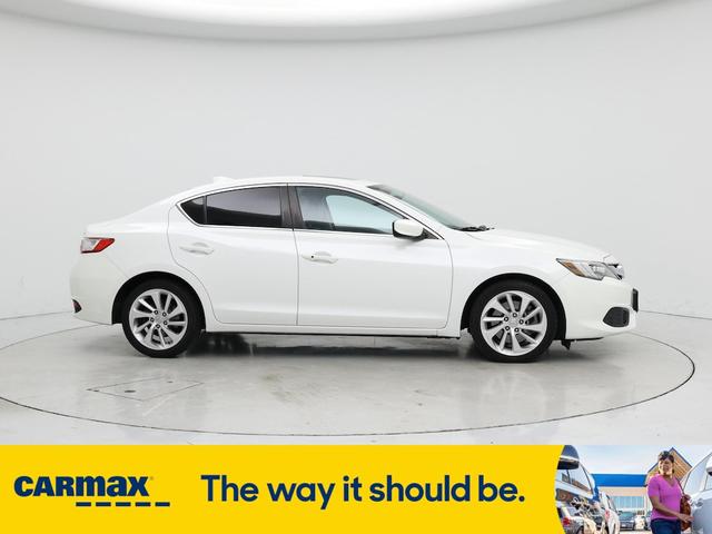 Photo of 2017 White Acura ILX