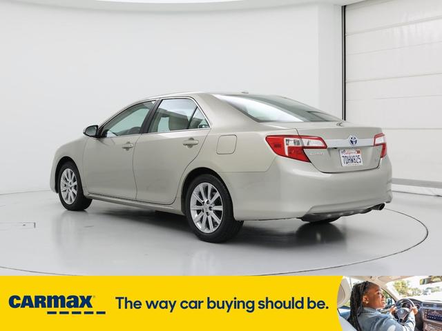 Photo of 2014 Tan Toyota Camry Hybrid