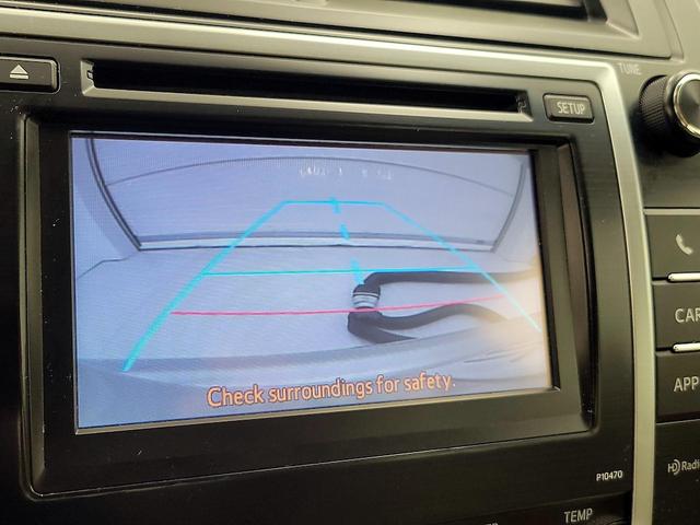 Photo of 2014 Tan Toyota Camry Hybrid