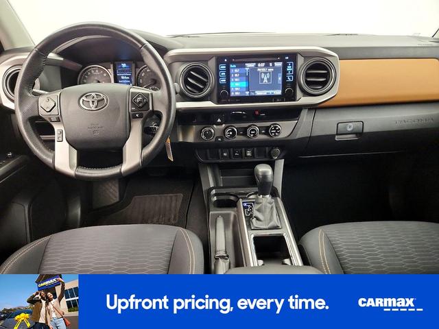 Photo of 2016 Black Toyota Tacoma