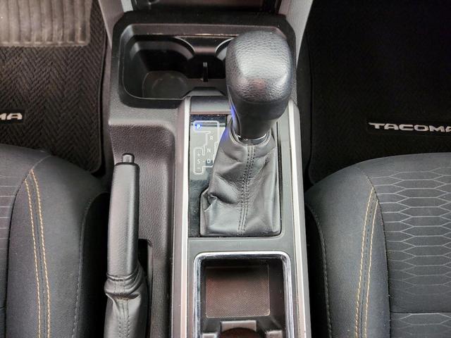 Photo of 2016 Black Toyota Tacoma