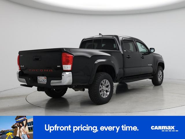 Photo of 2016 Black Toyota Tacoma