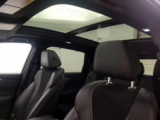Photo of 2023 Red Acura MDX