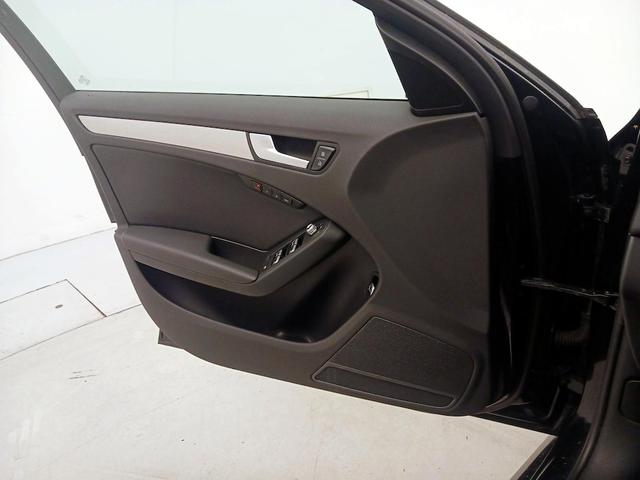 Photo of 2014 Black Audi A4