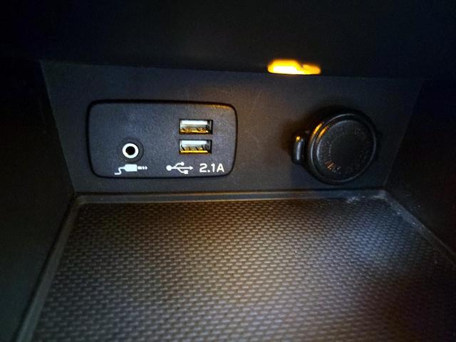 Photo of 2023 White Subaru Crosstrek
