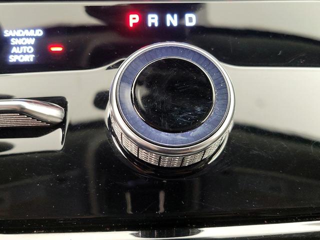 Photo of 2023 Red Jeep Grand Cherokee