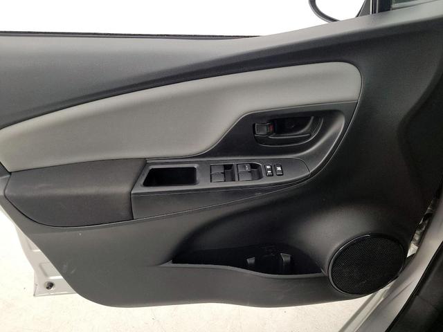 Photo of 2016 Silver Toyota Yaris