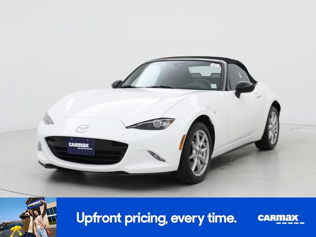 Photo of 2016 White Mazda MX-5 Miata