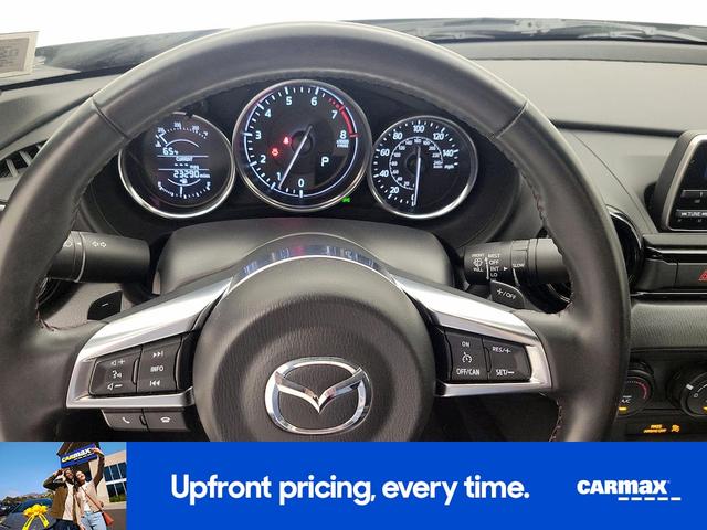 Photo of 2016 White Mazda MX-5 Miata