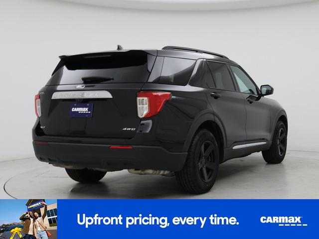 Photo of 2022 Black Ford Explorer