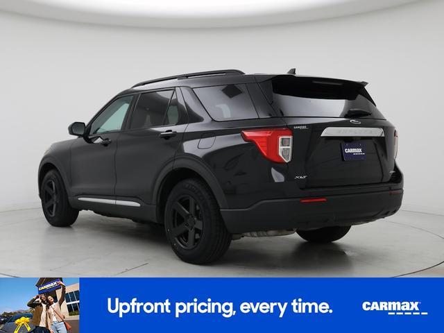 Photo of 2022 Black Ford Explorer