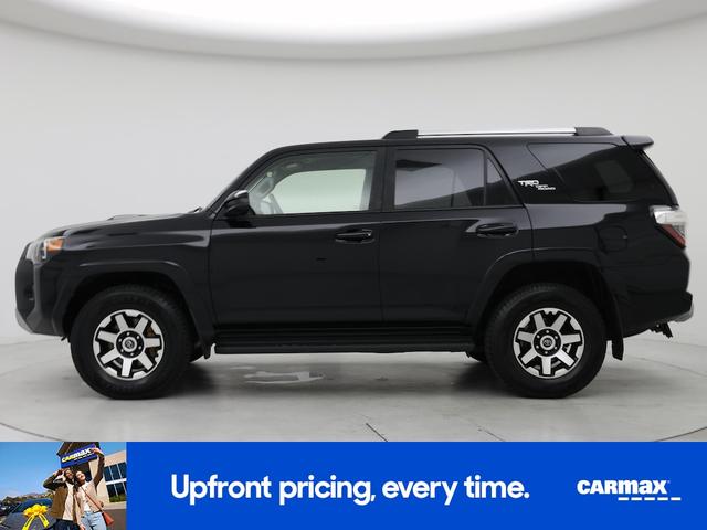 Photo of 2018 Black Toyota 4Runner