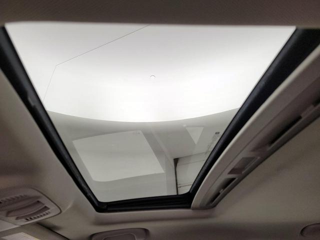 Photo of 2016 White Buick Verano