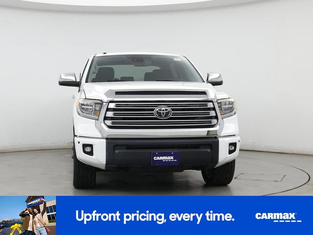 Photo of 2018 White Toyota Tundra