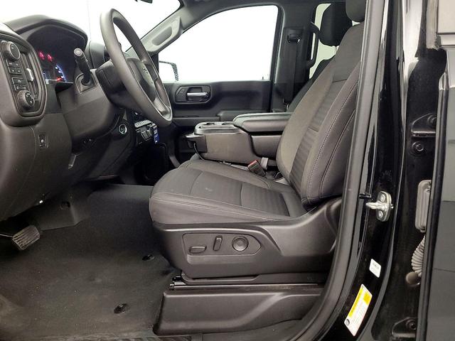 Photo of 2022 Black Chevrolet Silverado 1500