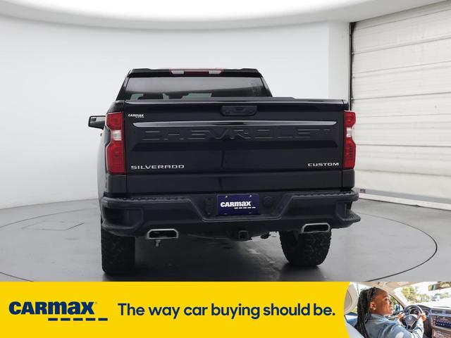 Photo of 2022 Black Chevrolet Silverado 1500