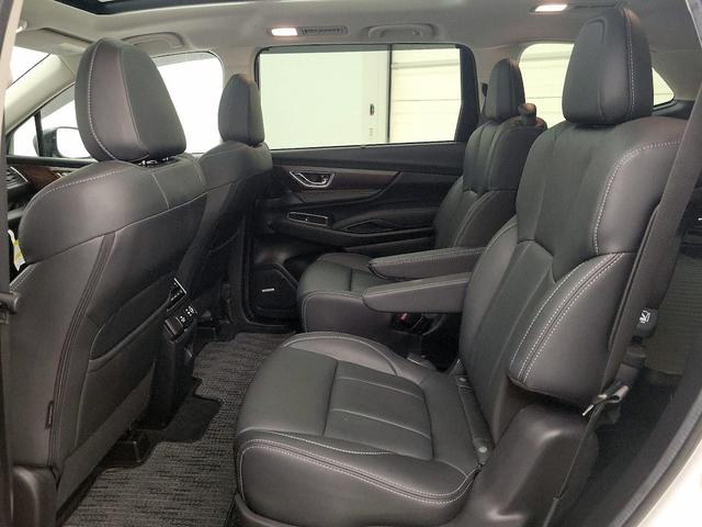 Photo of 2024 White Subaru Ascent