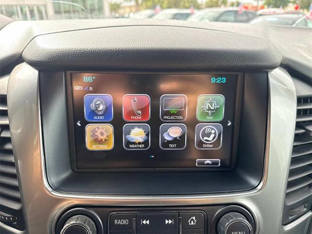 Photo of 2019 Silver Ice Metallic Chevrolet Suburban