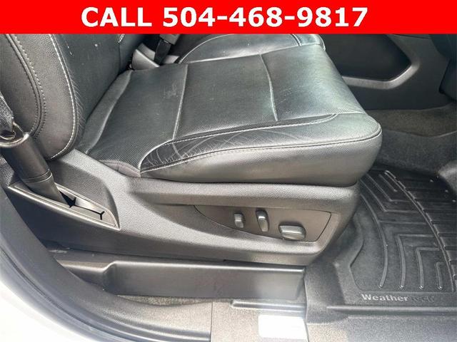 Photo of 2018 Summit White Chevrolet Tahoe