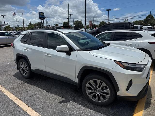 Photo of 2023 White Toyota RAV4