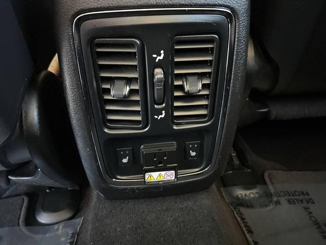Photo of 2013 Black Dodge Durango
