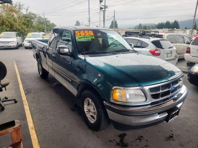 Photo of 1997 Green Ford F-150