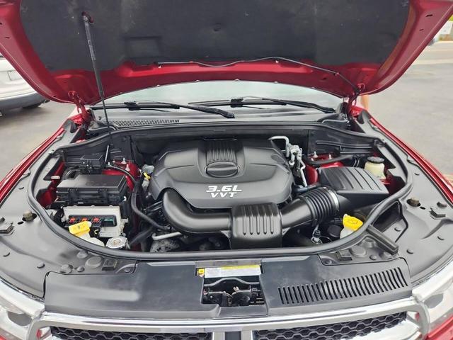 Photo of 2013 Burgundy Dodge Durango