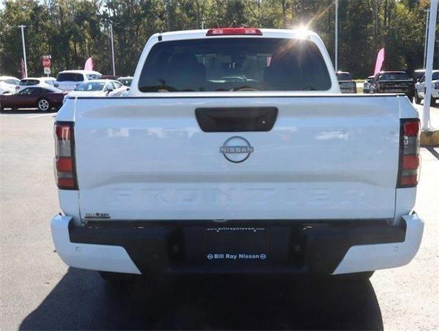 Photo of 2025 Glacier White Nissan Frontier