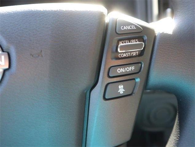 Photo of 2025 Glacier White Nissan Frontier