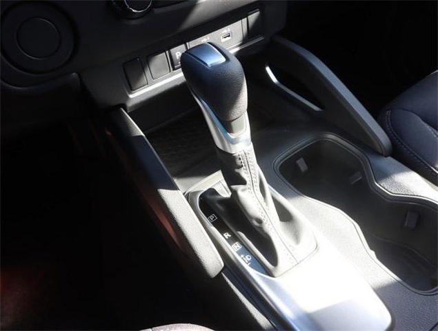 Photo of 2025 Glacier White Nissan Frontier