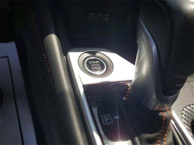 Photo of 2023 Electric Blue Metallic/Super Black Nissan Sentra
