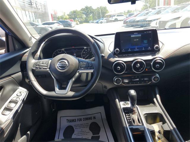 Photo of 2023 Electric Blue Metallic/Super Black Nissan Sentra